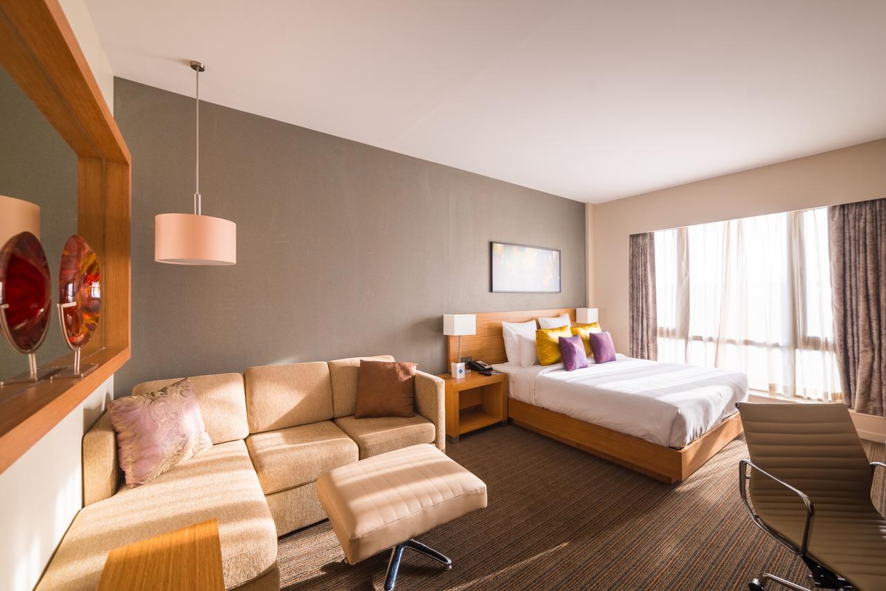 Novotel Lucknow Gomti Nagar Экстерьер фото